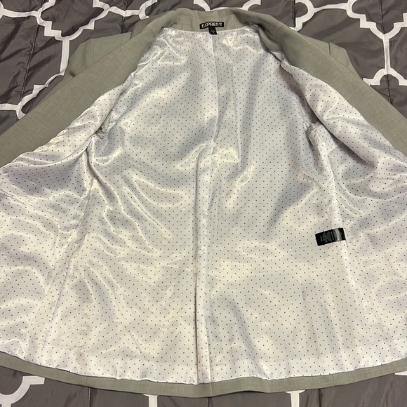 Express Blazer - Picture 7 of 9
